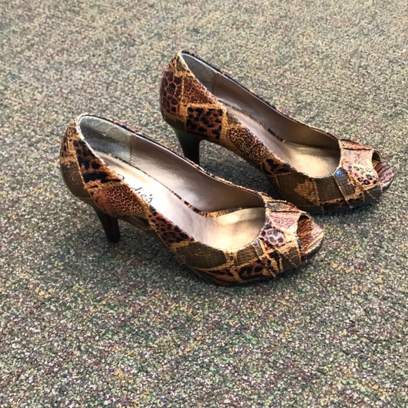 Candie’s high heels - Picture 3 of 5